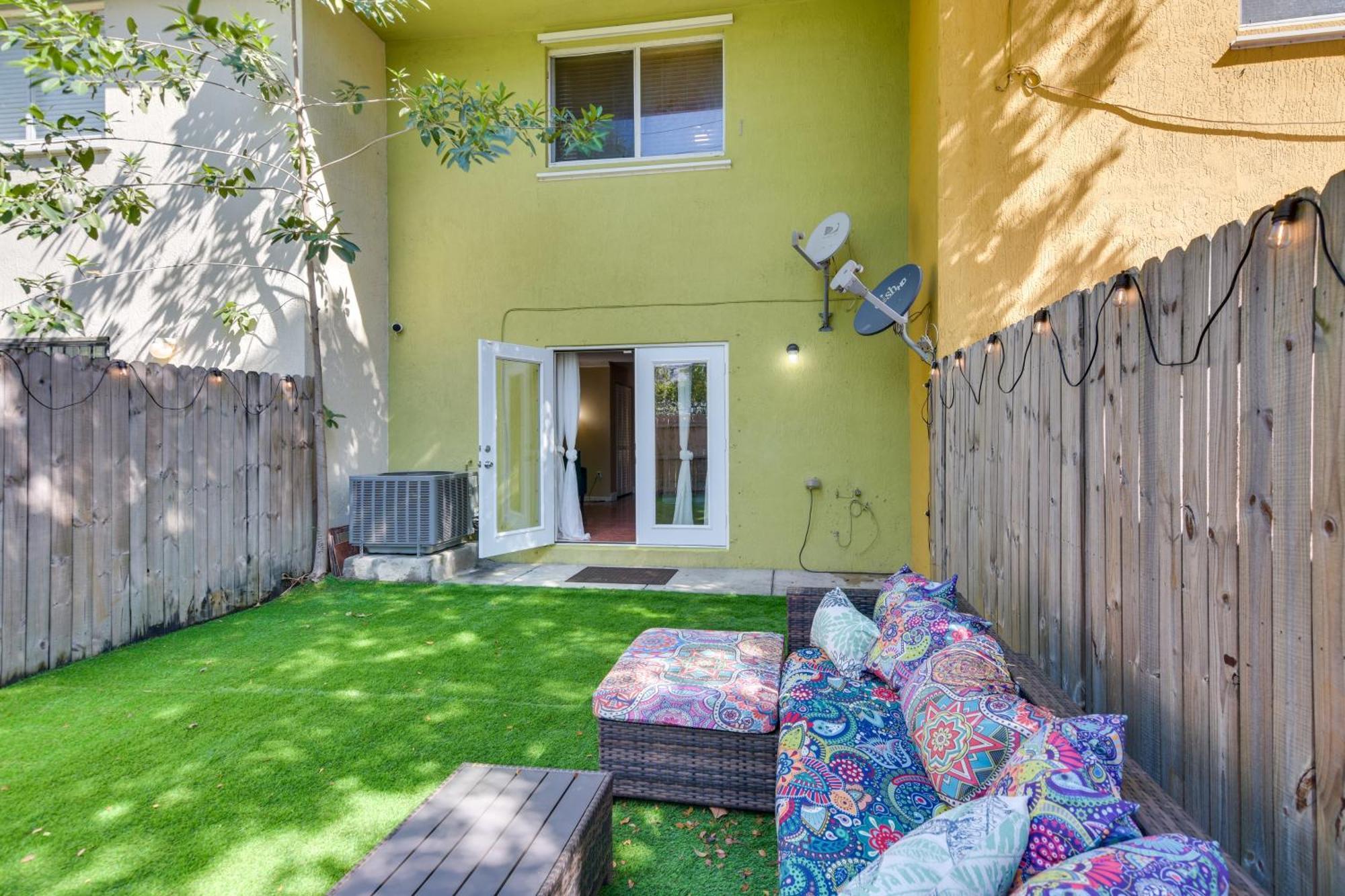 Opa-Locka Townhome, 15 Mi To Miami Beach! Exterior foto